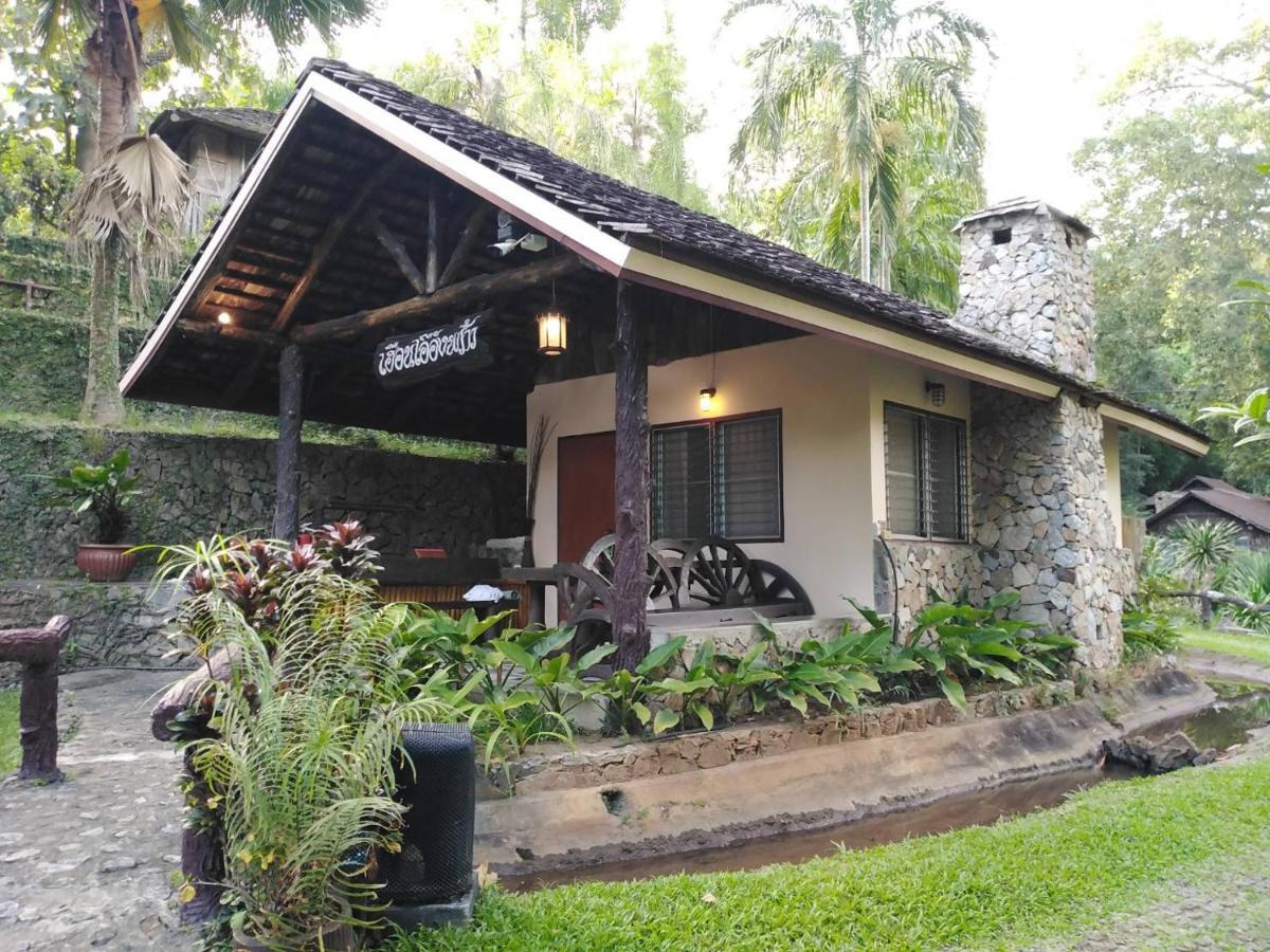 צ'יאנג מאי Phutarntree Resort מראה חיצוני תמונה